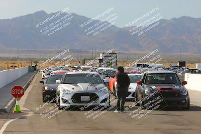 media/Dec-03-2023-Speed Ventures (Sun) [[63e011f1de]]/1-Pre Grid-Track Entry/